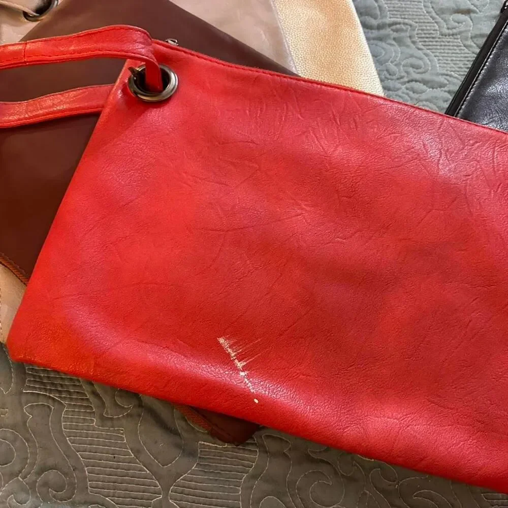Source Unknown leather tote